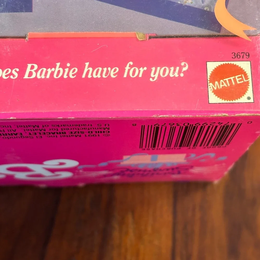 Vintage 1991 Birthday Surprise Barbie Doll Mattel 3679 New in Box Peach Gown